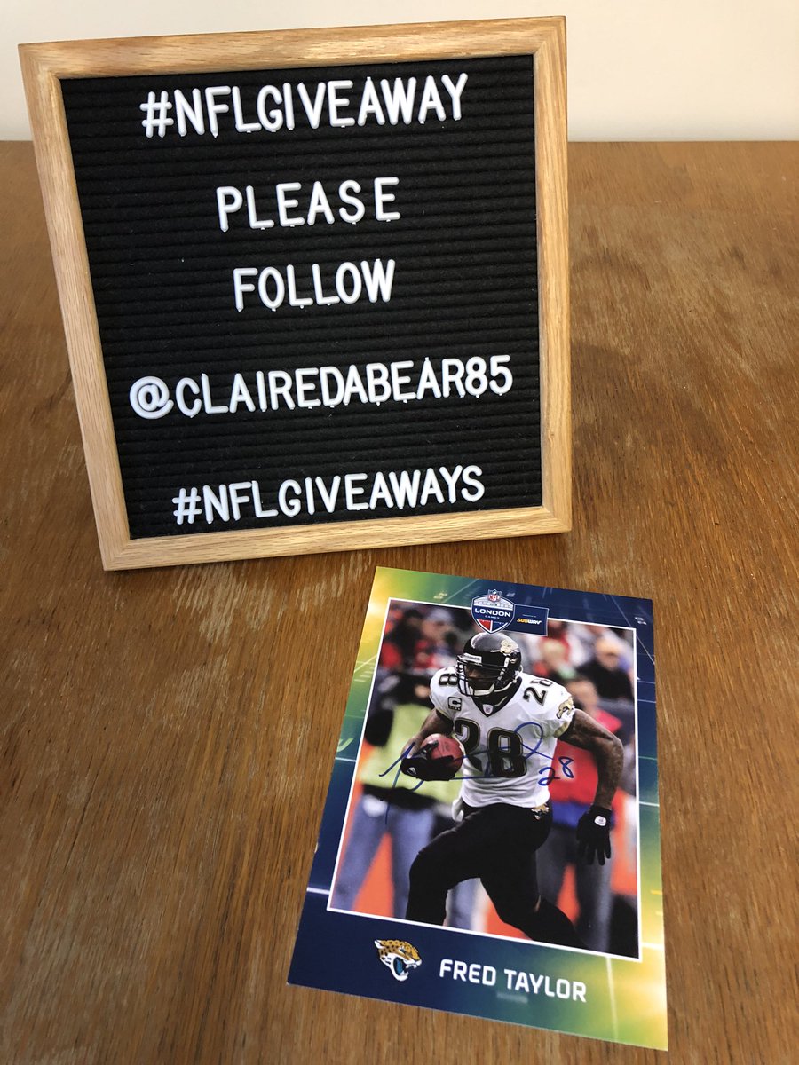 clairedabear85's tweet image. #FeelTheTeal #Jaguars #DUUUVAL #Swag bundle inc a #Signed picture by @FredTaylorMade For a chance 2 #win this #prize lot you MUST be following BOTH @clairedabear85 &amp;amp; @UK_Pigskin &amp;amp; RT this link. This #Giveaway will run till the 16/10 &amp;amp; is open 2 ALL #NFL  fans globally #GoodLuck