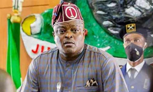 SaharaReporters's tweet photo. EXCLUSIVE: Lagos Assembly Speaker, @Mudashiru_Obasa Returns To @officialEFCC For Interrogation, Feigns Sickness | Sahara Reporters https://t.co/DVt7Qm5fTz
#ObasaGate https://t.co/wXlDguloXG