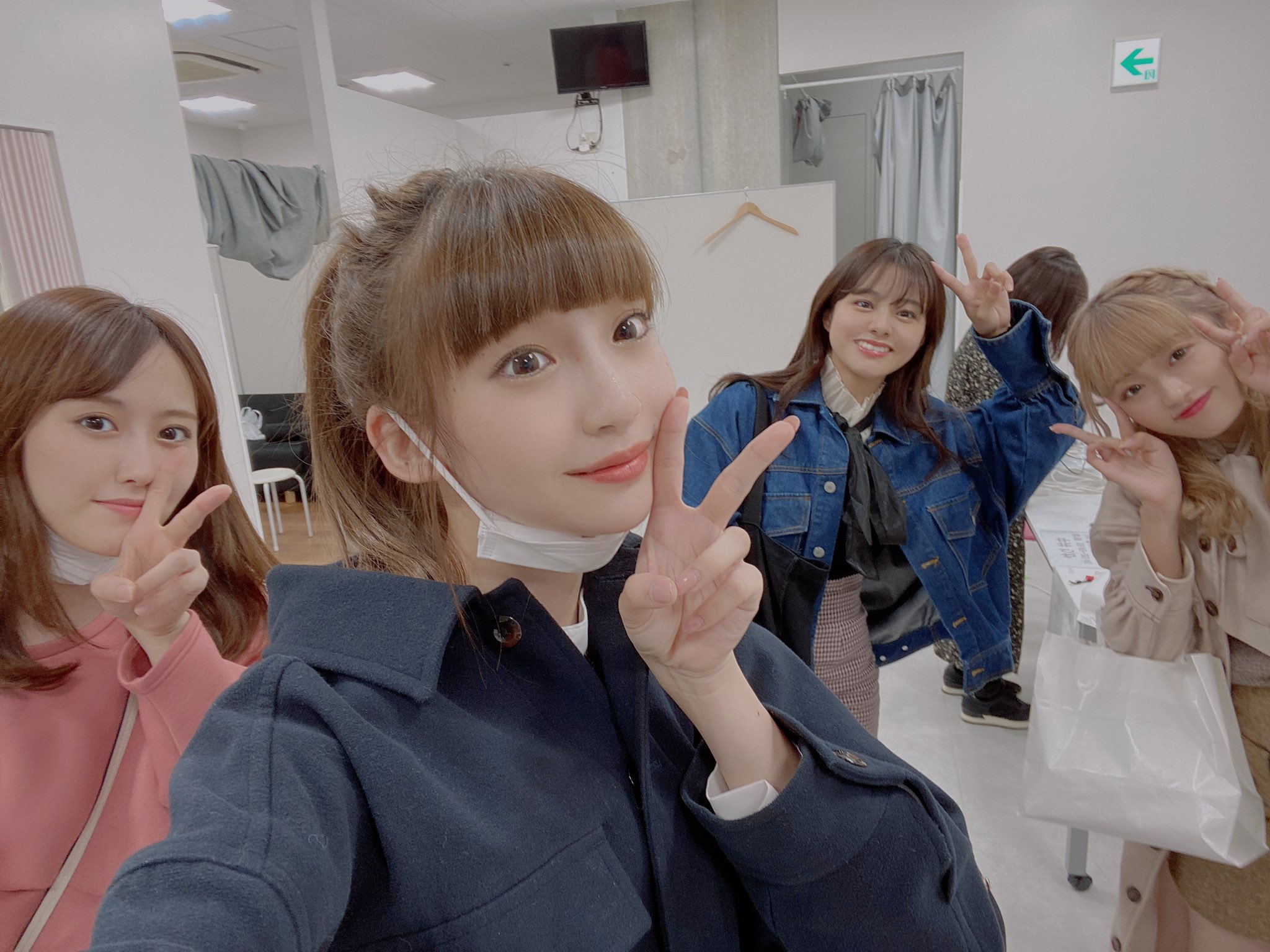 [SNS] 荻野由佳 本間日陽 201010