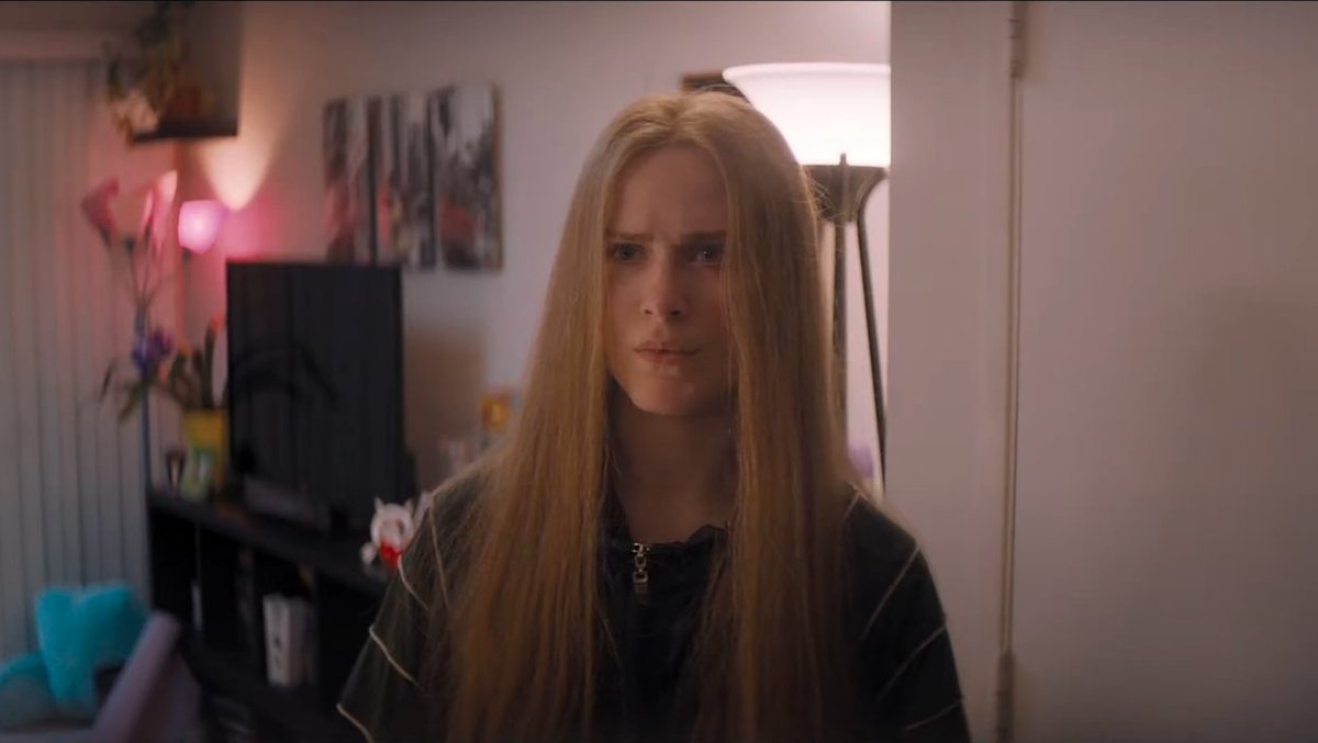 IndieWire's tweet image. Miranda July's #Kajillionaire is a smart mix of genres, unlike anything that has come before. Read our interview with July about the dark dramedy: bit.ly/3mXQ5up