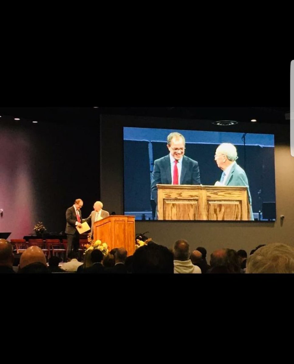 JoseLGaxiola's tweet photo. ¡QUEDAMOS EN BUENAS MANOS! El pastor Greg Mitchell, el único hombre que el pastor Mitchell discipuló desde su nacimiento. ¡UN BUEN HOMBRE DE DIOS! https://t.co/RaKiKXmaks