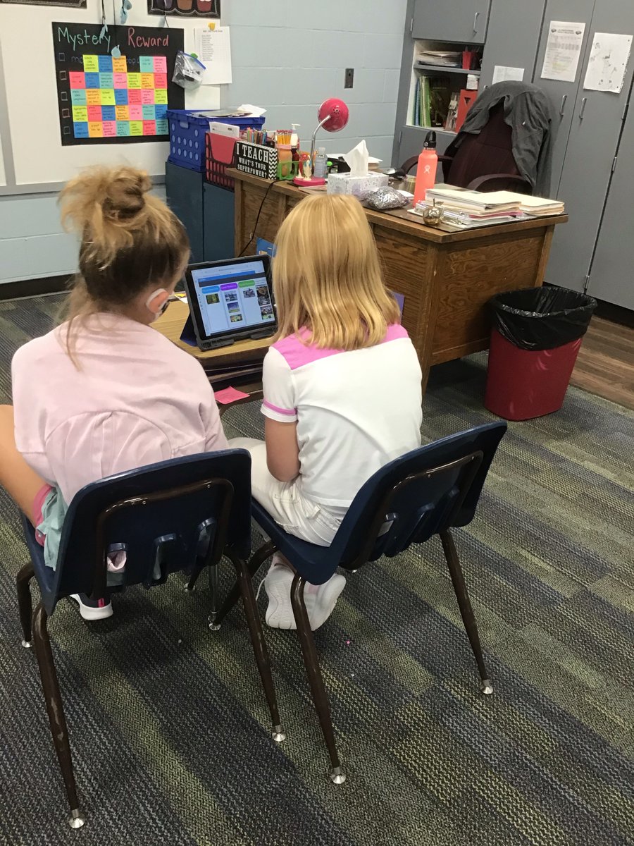 SJAcademy1890's tweet photo. 4th grade students had fun doing a sorting activity using a hello smart lesson on their iPads. They sorted pictures of different types of resources into categories. #hellosmart #4thgrade Karen Eckroth https://t.co/RfAyy7Y7Qd