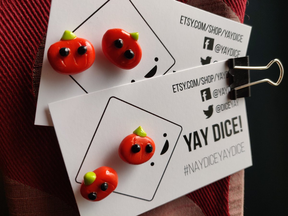 DiceYay's tweet photo. We've been working frightfully hard to make creepy cute accessories just in time for spooky October fun! Check out our new handmade #SpookyHalloween range 💀🎃👻👀 #YaySpooky #NayDiceYayDice #Jewellery #CreepyCute #Halloween

https://t.co/mmbdJrrj7E https://t.co/tPkOZSpTV9
