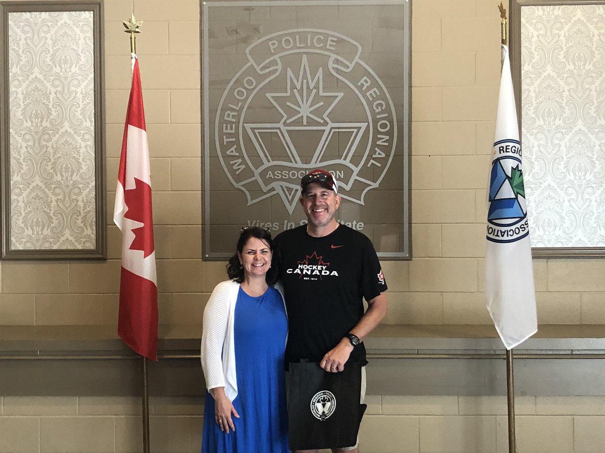 MoMorSea's tweet photo. Thx to Mark and Tim for the retirement swag / gift. #WRPA 👮🏼‍♂️thx to the PAO for the new tin ! #PAO https://t.co/HTYWdlkuKL