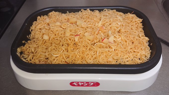 ペヤングを知り尽くした 常識を覆す 焼きペヤングメーカーとは 家電小ネタ帳 株式会社ノジマ サポートサイト
