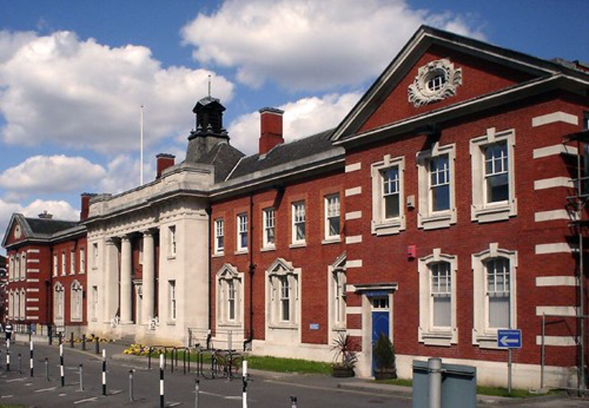 Artic Building Services has been re-awarded the full #AirConditioning and #VentilationMaintenance contract at South London and Maudsley Hospital 🏥

Read more ➡️ twinfm.com/article/ppm-co…

#FM #FacMan #FMContract #ContractWin #PPM #PlannedPreventativeMaintenance