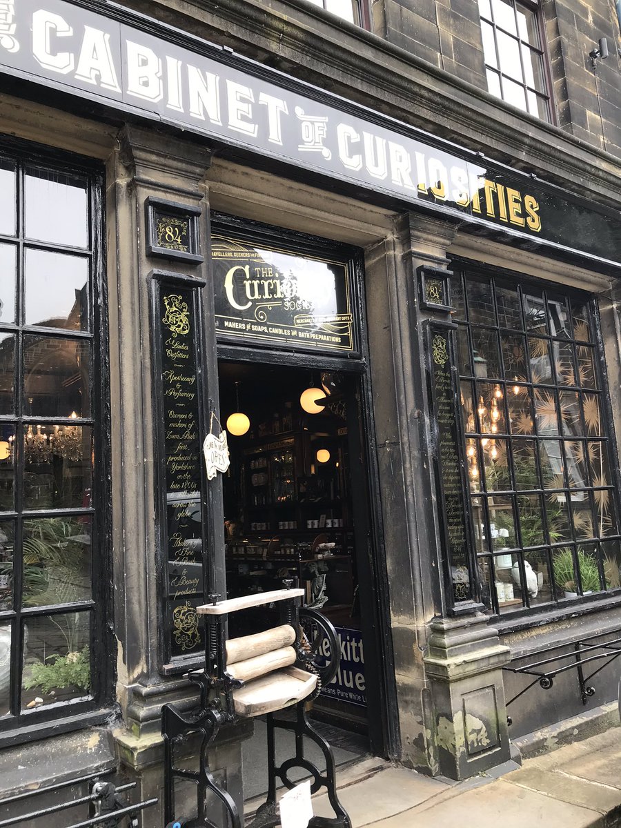 nixiebear's tweet image. Got to be one of the best shops I’ve ever been in. #howarth #brontecountry