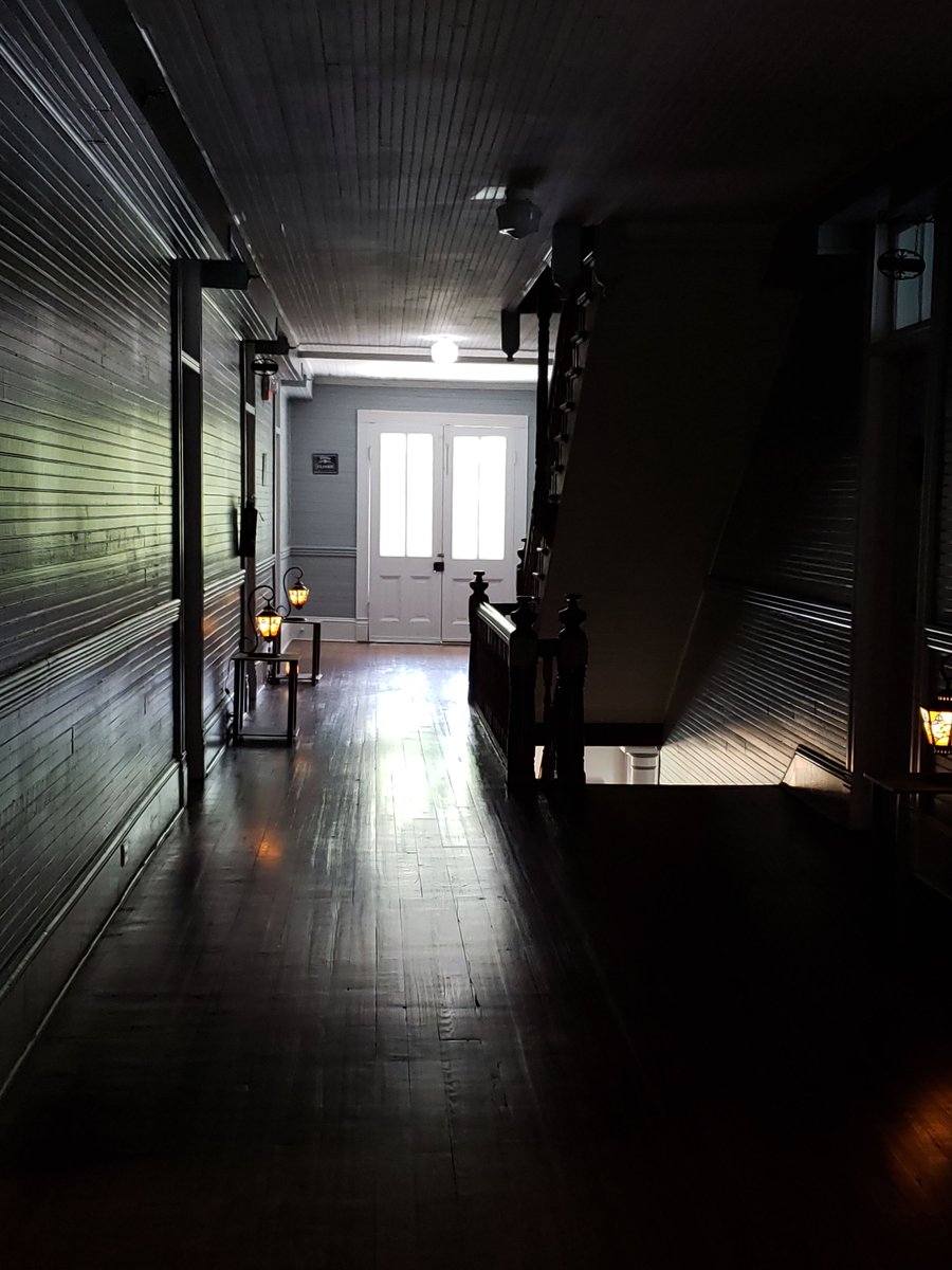 GrandOldLadyNC's tweet photo. Spend the night with us, enjoy the peace and quiet. Great way to practice social distancing! 

Book today at https://t.co/uL1HKwQIla
donate today at https://t.co/43LiWnpvsa https://t.co/am9SulV1kC