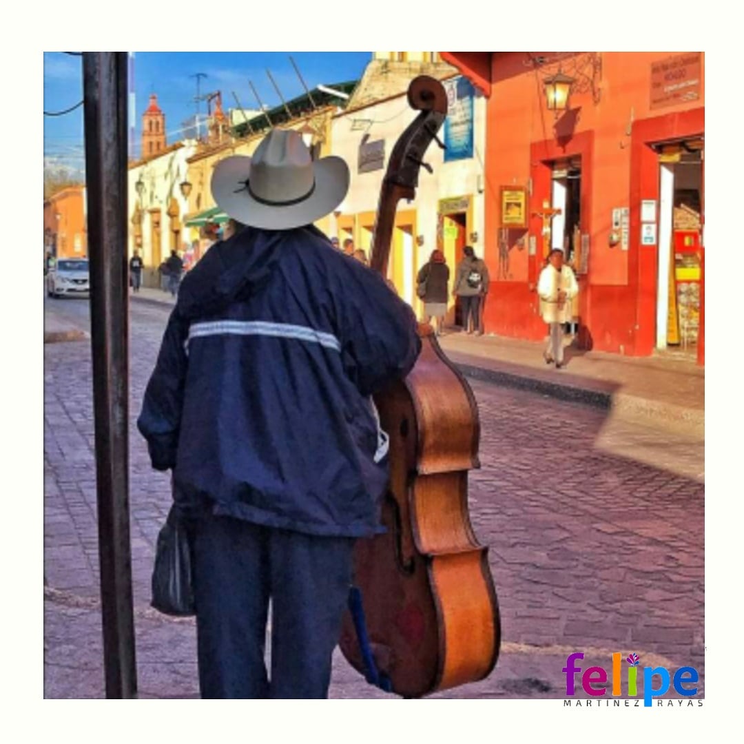 Felipe900917's tweet photo. El trabajo más productivo es el que sale de las manos de un hombre contento. (Victor Pauchet).
#BuenosDias #VamosPorEl21 https://t.co/owCxLRsgNW