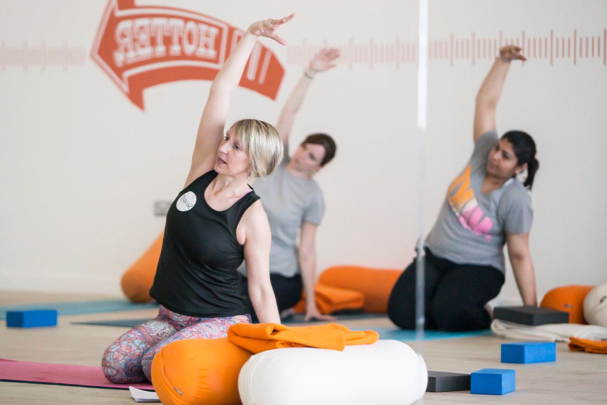 Beat the Monday blues with yoga🧘🏽‍♀️
Check out <a href="/sweatstudiosuk/">Sweat Studios</a> for the amazing range of yoga classes that they offer. sweatstudios.co.uk

#thehub
#thehubmk
#miltonkeynes
#sweatstudios
#yoga