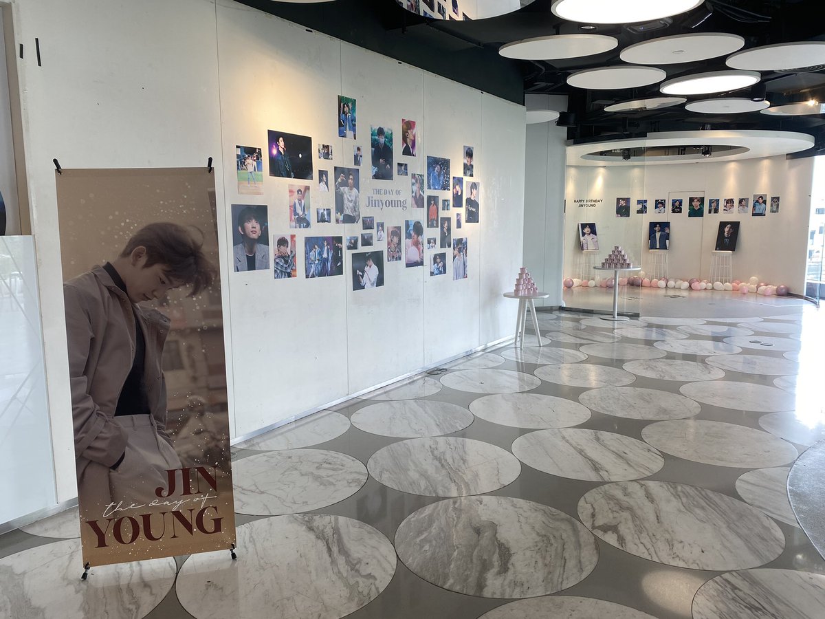 thedayofjy's tweet photo. 📢💙
Without great supporters, we could not make the event happening.
All the credits of the photos in this event belongs to:
@AllatOnce0922
@Dear_nyoung
@jy_spinoff
@Nou_0922
@BBOM2MO
@bestpart0622

Thank you so much🙏🏻
#TheDayOfJinyoung https://t.co/EJUIoL4E7i