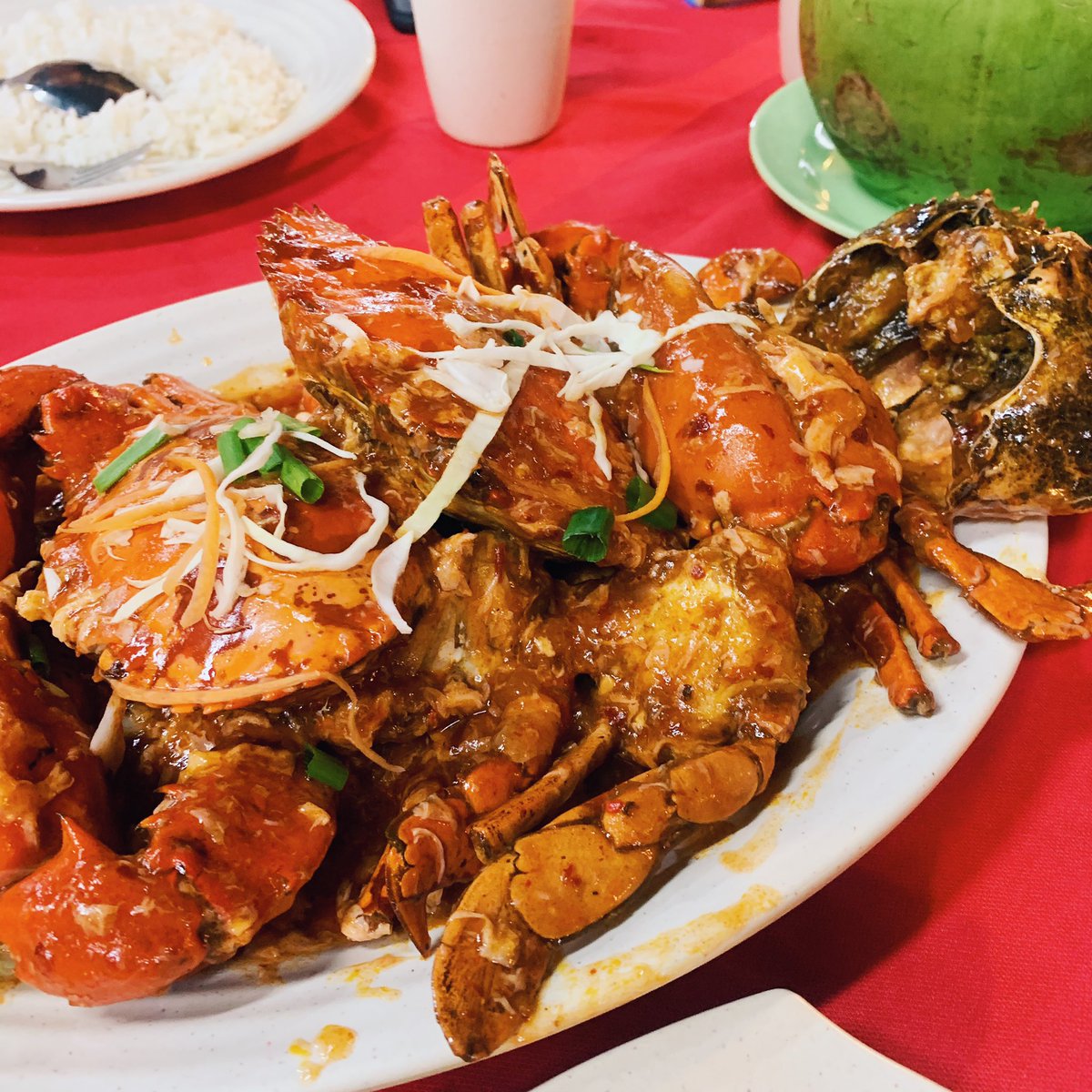 Senibong SeafoodBanyak kedai boleh pilih, ada yang dah ready dengan setKami pilih set untuk 5 pax (RM200++) dapat ikan kerapu, ketam, tomyam, udang butter (SEDAP NAK MAMPS!), sotong dan lala + jus tembikai