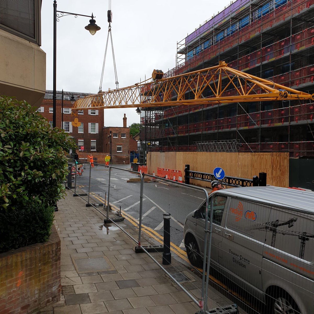 bandkbuild's tweet photo. #after Another set of pictures from our #bkbs office site in #Windsor from a few weeks ago and road closures in place to remove the crane with @ClancyConsult @hoarelea & #architect #RolfeJudd https://t.co/LEU45lTcJn