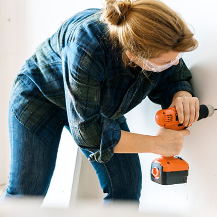 We're helping to bring small businesses - contractors, professional tradespeople, and real estate investors - together in one connected community. We hope you'll join us. Find out how we can help you with your next project. zcu.io/8ZgX #Renobits