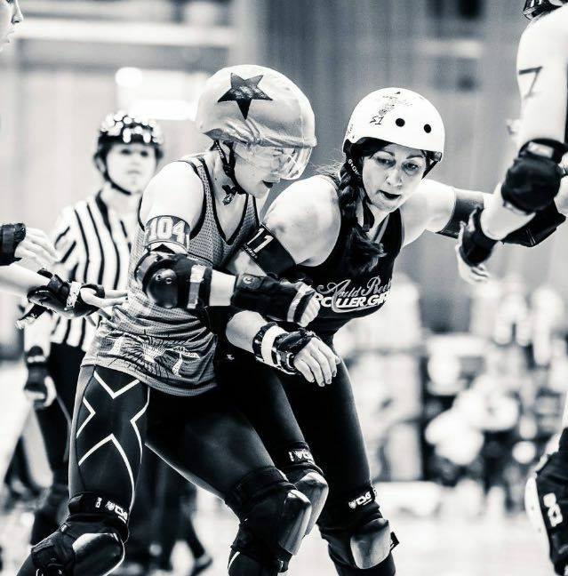 Edinburgh_CM's tweet image. Hi pals! The video of our June talk from Lianne 'Crazylegs' Parry of @AuldReekieRD is up on our site now!
Lianne spoke on the theme of Insecure, and how ARRD dares to do sport differently. creativemornings.com/talks/lianne-c…
#CMEdi #CMInsecure creativemornings.com/talks/lianne-c…
Photo by Zero G