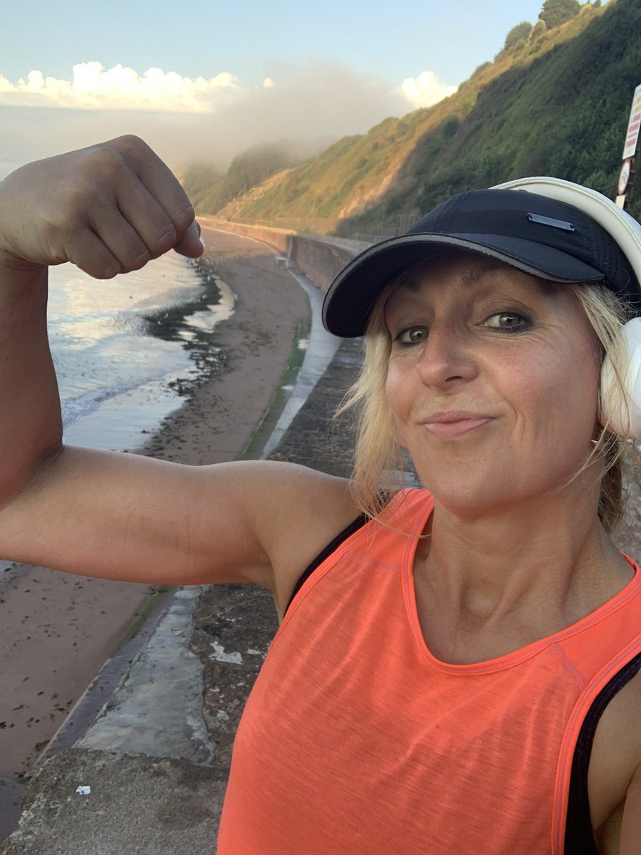 gutter_bunny's tweet photo. #NormalizingHIVChallenge
Name: Becky Mitchell MBE
Age: 46
Home: Teignmouth
Occupation: PA by day 👩🏼‍💻 PT &amp; Run Coach by night 🏋🏼‍♀️🏃🏼‍♀️💪🏼
Relationship status: 🥱
Children: 1 cat 😸
HIV status: Positive since 2012
ARVs: on meds since 2013  #undetectable U=U 
#thisiswhatHIVlookslike https://t.co/81chTDI0Jv