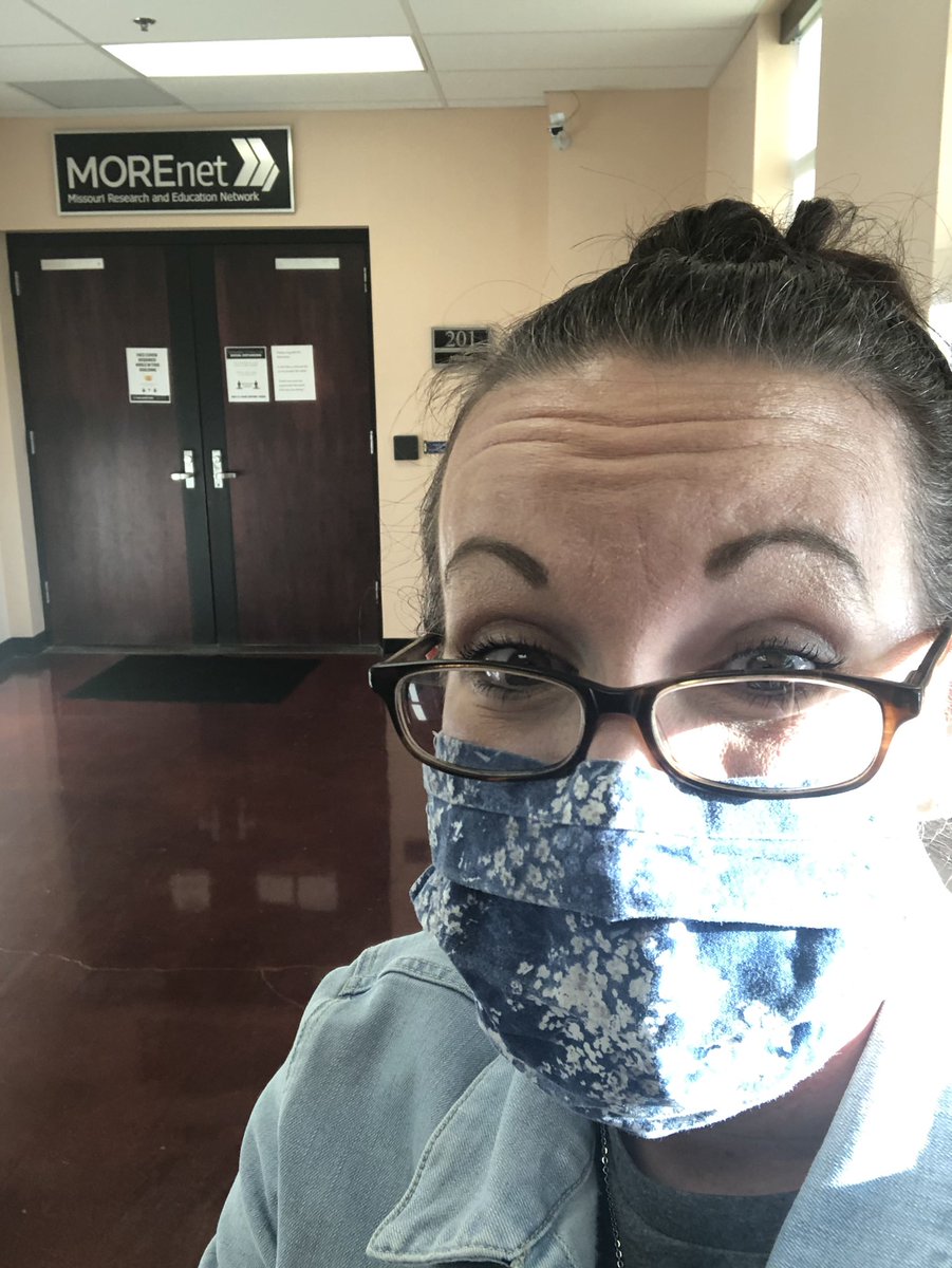 hmknight's tweet photo. First conference as a middle school teacher! #imsmilingunderthemask #firsts https://t.co/6UX5ajhdrE