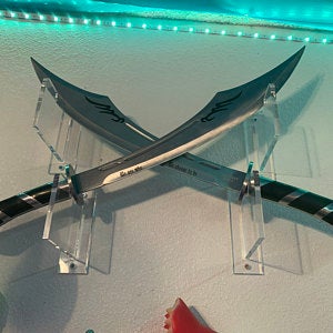 DisplayBetter's tweet photo. We love to see how our products are being used and this was just a very cool display with our wall mounts!
https://t.co/OiEyYqLP0O
#betterdisplaycases #displayyourstory #showcase #displayandprotect #showandtell #collectibles #collections #mancavestuff #sword #collectibleswords https://t.co/jXddguUSke