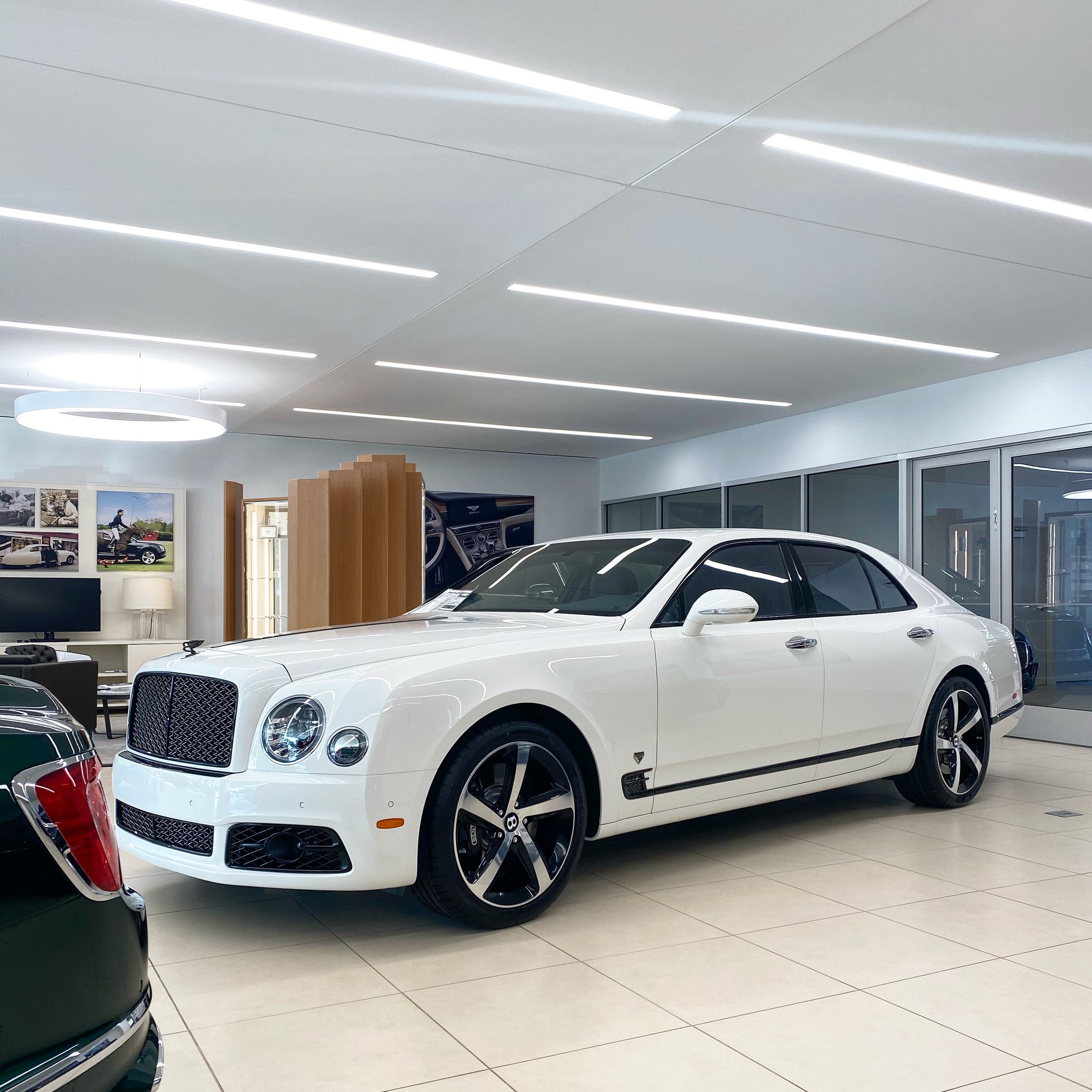 Bentley mulsanne 6.75 hot sale v8