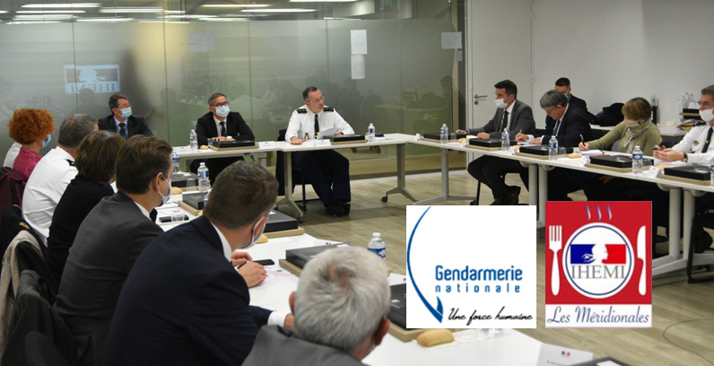 Lors de sa Méridionale de l'IHEMI, le GA RODRIGUEZ, DGGN, a présenté à des cadres du <a href="/Interieur_Gouv/">Ministère de l'Intérieur</a> la vision stratégique de la <a href="/Gendarmerie/">Gendarmerie nationale</a> à l'aube de sa 2ème décennie au sein du MI, insistant sur les 4 piliers de sa démarche prospective: contact/humain/numérique/gouvernance.