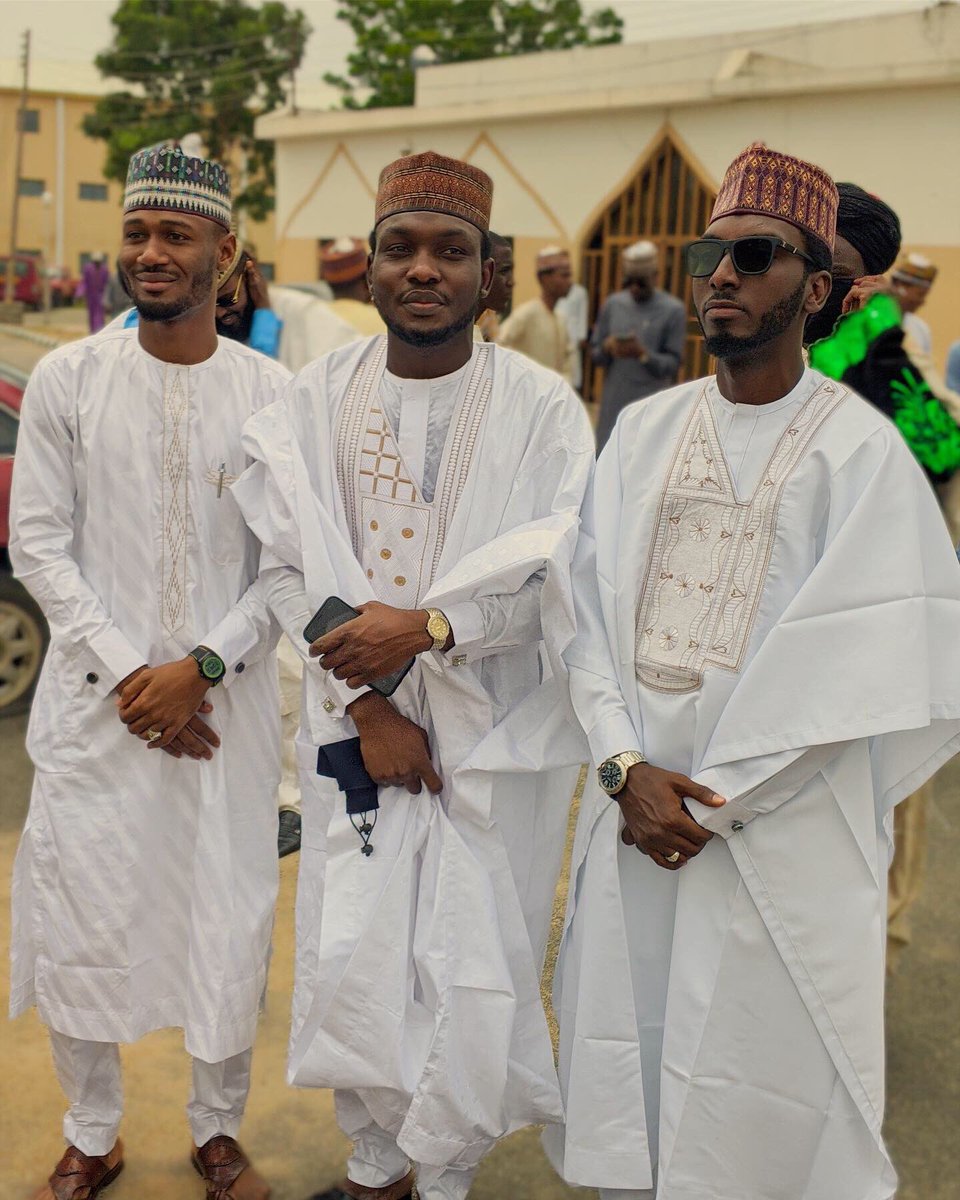HML Pvpiii🎉 #weddingday #Whites⚪️ https://t.co/KzRdG3ZY4W