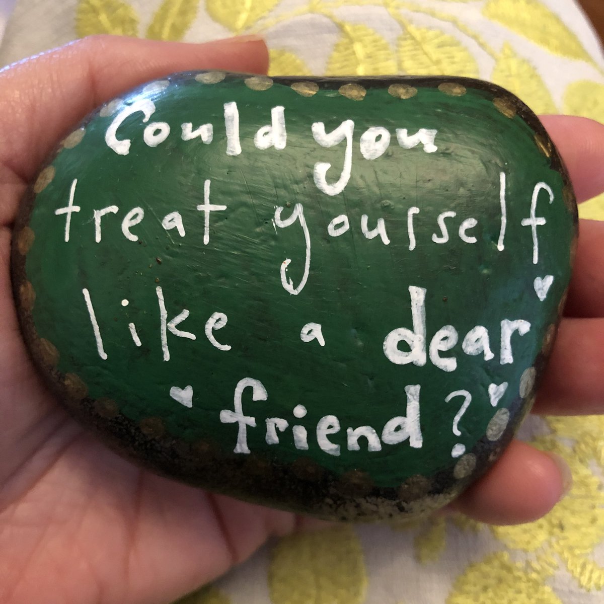 CompassionateRo's tweet image. This #paintedrock isn’t quite ready to be gifted into the wild, though the early reveal felt fitting to celebrate #1000daysofcompassion 🥳. Many thanks to #365daysofcompassion for daily reminders of #compassion &amp;amp; warmth in the world 🌳

Thank you @chisi_98 

#compassionaterocks