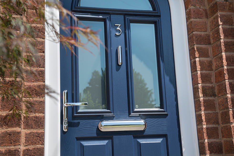 Getting a secure front door with the right door furniture can make a huge difference to your home's kerb appeal! 
Find out more about our range of doors (all with a 10 year guarantee) by calling 01279 466341 or drop us a line to sales@markwell-ltd.com 
#herts #housesellingtips
