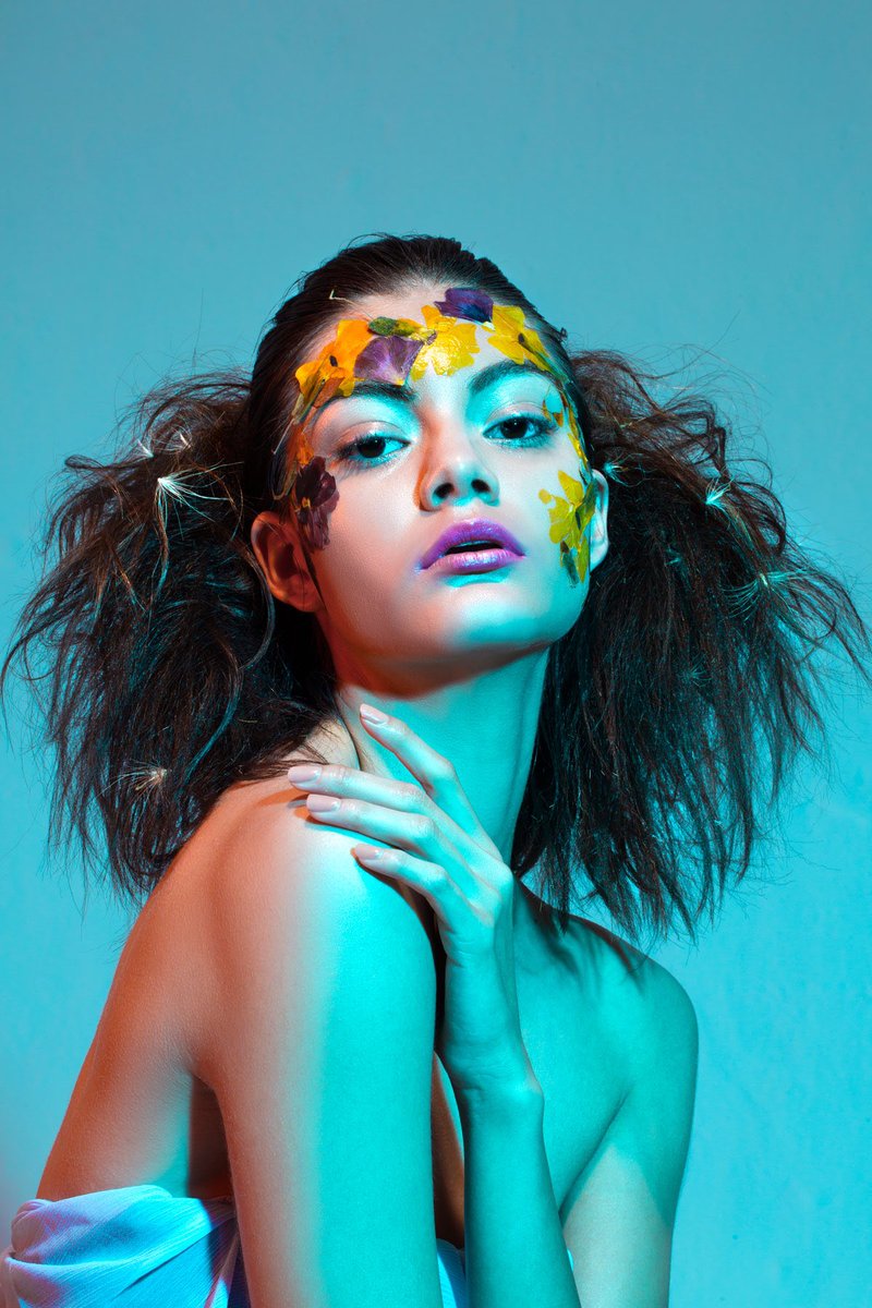 Beauty realizado por #DanielaRodriguez de <a href="/DiagonalMX/">Diagonal MX</a> #belleza

Makeup: @camerino_studio en Instagram