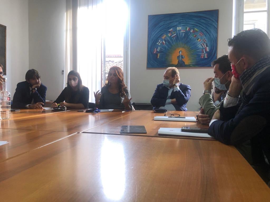 FI_Toscana's tweet photo. Il #centrodestra al lavoro con @SusannaCeccardi per pianificare un'opposizione attenta e puntuale a garanzia dei tanti elettori che avevano scelto il cambiamento per la Regione #Toscana. 
Per @forza_italia hanno partecipato @MassimoMallegni, @ScriviStella e @MarchettiMau https://t.co/c7GaPMlFKg