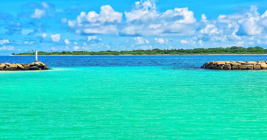 Mihira kula thakeh... Subhaanallahi! Kon fadha reethi kameh! Maashaa Allah! Hithah aranee Kalaange Kudhadhunvantha kamuge bodu kamaa eve! Hahthaaves niumatheve! Reethi kameve! Alhunnah othee shukuruveri vumeve! #Maldives