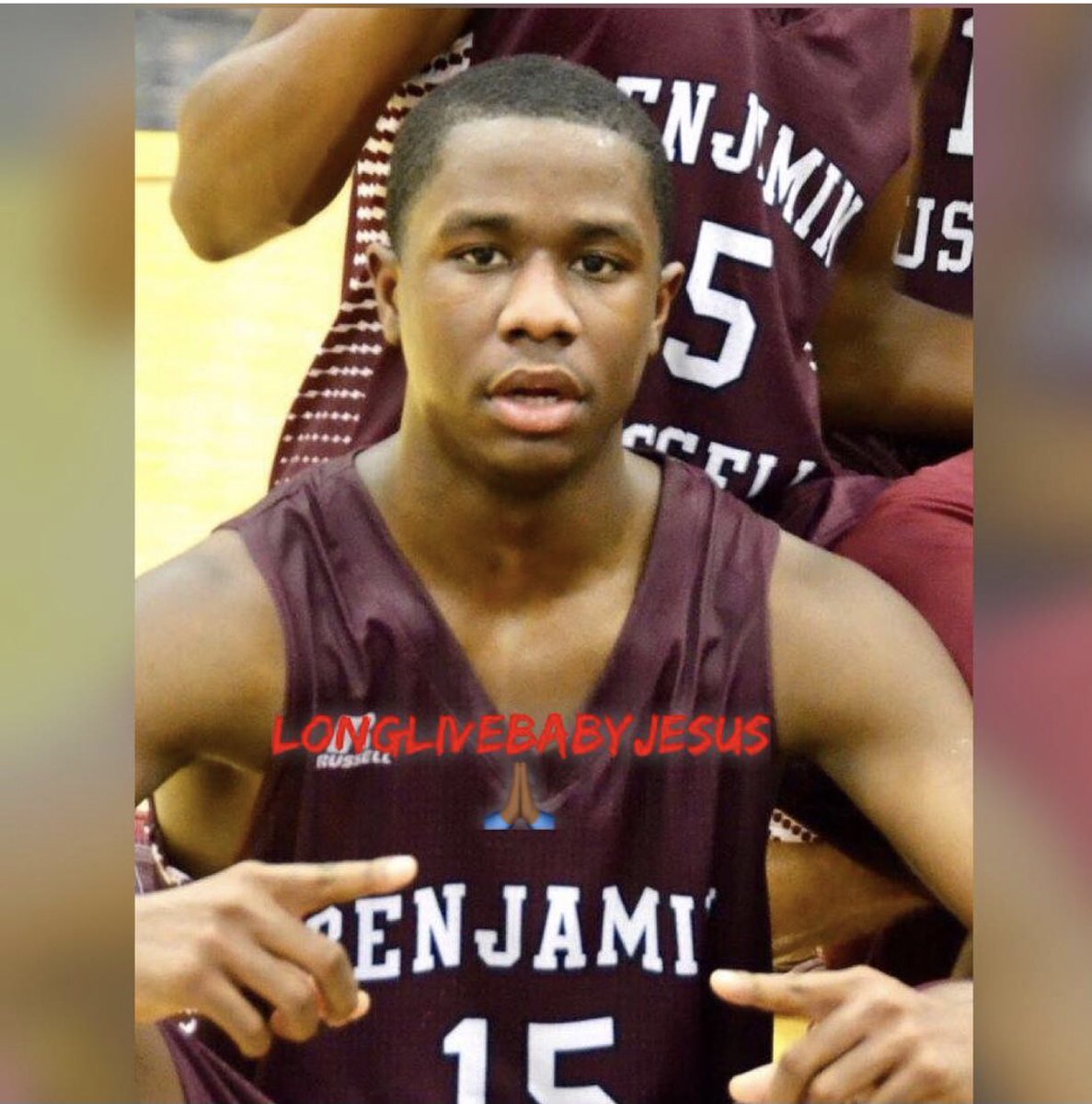 baccendburr's tweet photo. woke up crying, damn😭 ian think after all this time that I could still feel the same way. I still miss my bruddah! I done spent 3 years without you but Ik you been watching! Ik you got me🤞🏾 happy heavenly Gday to my bruddah‼️ #LL15 #LLReese https://t.co/zVzQX747Wh
