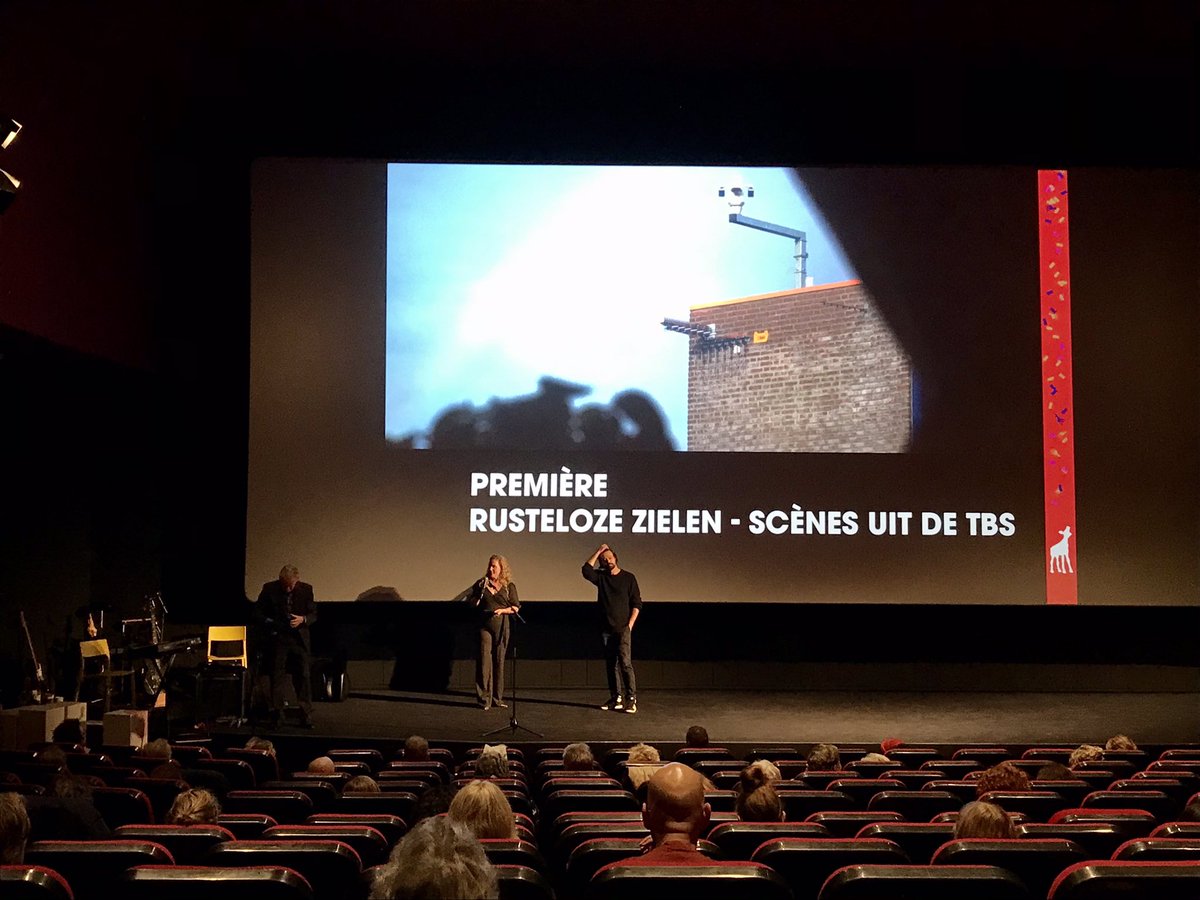 Voor mij wint ‘rustenloze zielen’ scènes uit de #TBS <a href="/goudenkalf/">Gouden Kalf</a> Hulde voor patiënten, buren en medewerkers  van van der Hoevenkliniek en <a href="/IngridKamerling/">Ingrid Kamerling</a> <a href="/vpro/">vpro</a> #tbsontour