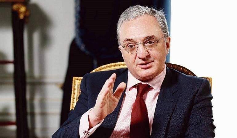 MFAofArmenia's tweet photo. FM @ZMnatsakanyan to @AlArabiya_Eng:"Turkey has positioned itself in very aggressive way against #Armenia &amp; #NagornoKarabakh. We have been receiving disturbing reports about recruitment of #terrorists from areas, which are controlled by #Turkey in #Syria."
https://t.co/9xF2a7rex2 https://t.co/0unYqIRb5X