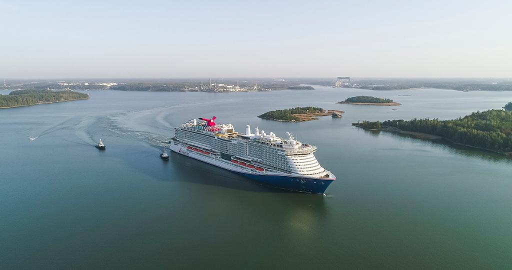 CarnivalCruise's tweet image. Mardi Gras out on the water for her first time only means one thing,...we are one day closer to sailing on her and trying out all the new things! Click here to book your cruise: choose.fun/3jaHMcl
#ChooseFun #CarnivalMardiGras