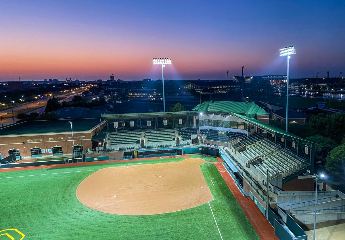 GeoLighting's tweet image. Light at the end of the tunnel...looking forward to watching the Baylor Lady Bears Sic Em under the new and improved Elite CLIR fixtures.
-
-
#GeoSportLighting #GeoSurfaces #LEDlights #StadiumLighting #SportsSurfaces #SicEm