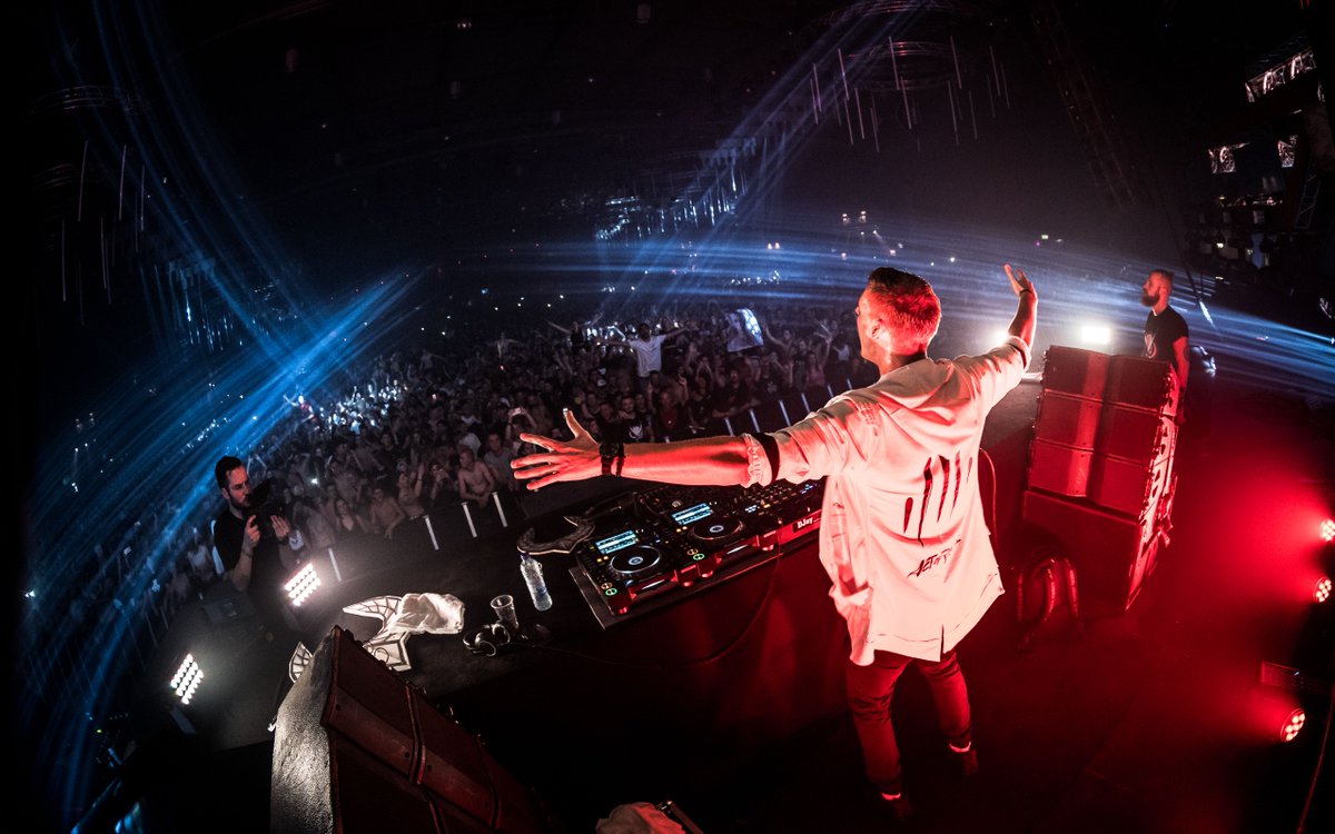 minusismore's tweet image. Exactly 1 YEAR ago was the mighty Supremacy. Who checked out the rebroadcast of the 2019 edition last weekend? 🔥

#takeusback #SUPREMACY