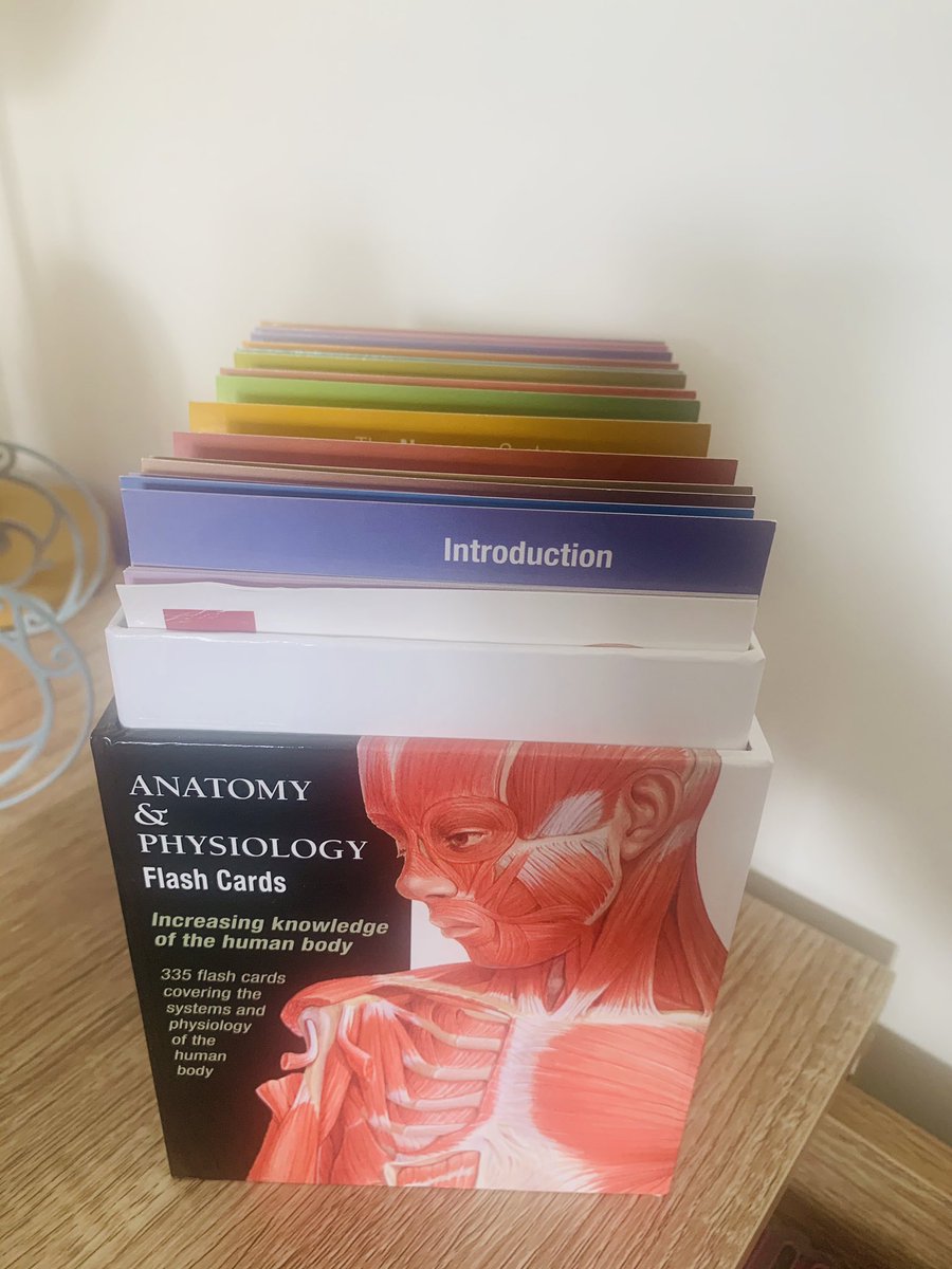 indecisive_23's tweet image. A huge thank you to @leejon_jeffries for the flash cards which are currently getting me through my bioscience lectures 🙌🏻 #studentodp