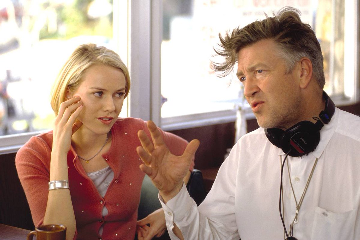 DavidLynchArg's tweet photo. Hoy cumple 52 años Naomi Watts a quien conocemos por su rol de Betty/Diane Selwyn en #MulhollandDrive, la esposa del corto del tema "Thank You, Judge" de #BlueBob, la voz de Suzie en #Rabbits y Janey-E Jones en #TwinPeaks #TheReturn. ¡Feliz cumpleaños! https://t.co/g7SecgcaUO