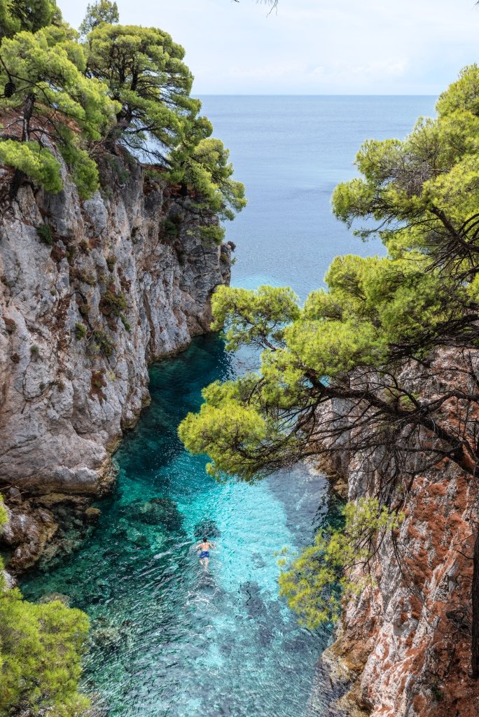 visit_skopelos's tweet photo. Picturesque spot: Amarantos in Skopelos.
https://t.co/tGQW0ZP8rM
📷: Stefanos (https://t.co/PvSlHNePId) 😀☀
#skopelos #visitskopelos #apieceofyourheart #apieceofyourart #visitskopelosisland #sporades #visitsporades #greece #beaches #greek #mamamia #visitgreece #Amarantos https://t.co/hHv5TtwWtP