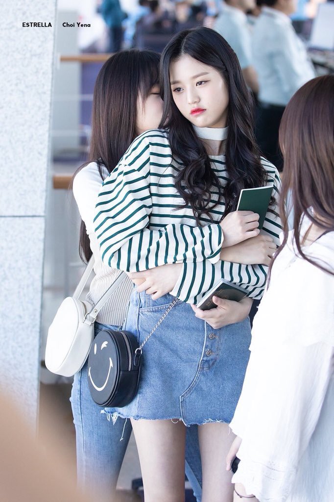 wonyoungpics's tweet photo. happy birthday to our precious yena
you’ve been with wonyoung from the start and i’m so grateful
have the best birthday, love you 💗
#OurEnergyYenaDay 
#예나와의_예쁜_기억들로_꽃이필거야 https://t.co/AZoH0SeLTJ