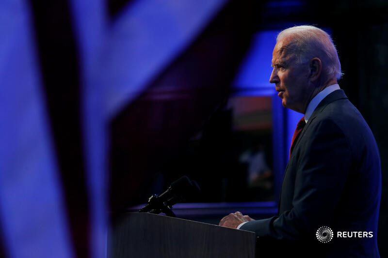 Biden’s momentBiden will want to keep the focus where he wants it: on Trump and his performance in office. The Democratic nominee will have to make his own case for the presidency, give concise answers and avoid some verbal mishaps that have plagued him throughout his career 2/5