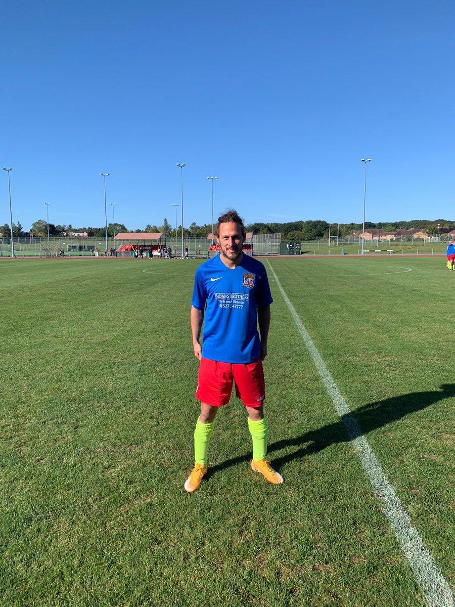 Superstar striker, Nath Davies, modelling our make shift kit in yesterday’s victory over Worcester Athletic 😍