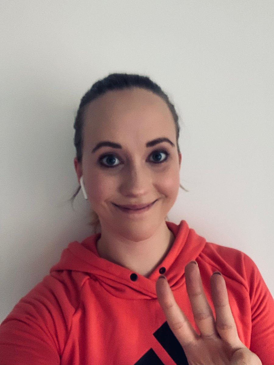 gryffechemistry's tweet photo. Miss Ballantyne managed to find a break in the rain to complete her #Gryffe3kFunRun today 🌧 Another brilliant effort from the chemistry department in aid of @Beatson_Charity @gryffe_sports @GryffeHighSch https://t.co/C98GHrRCaG