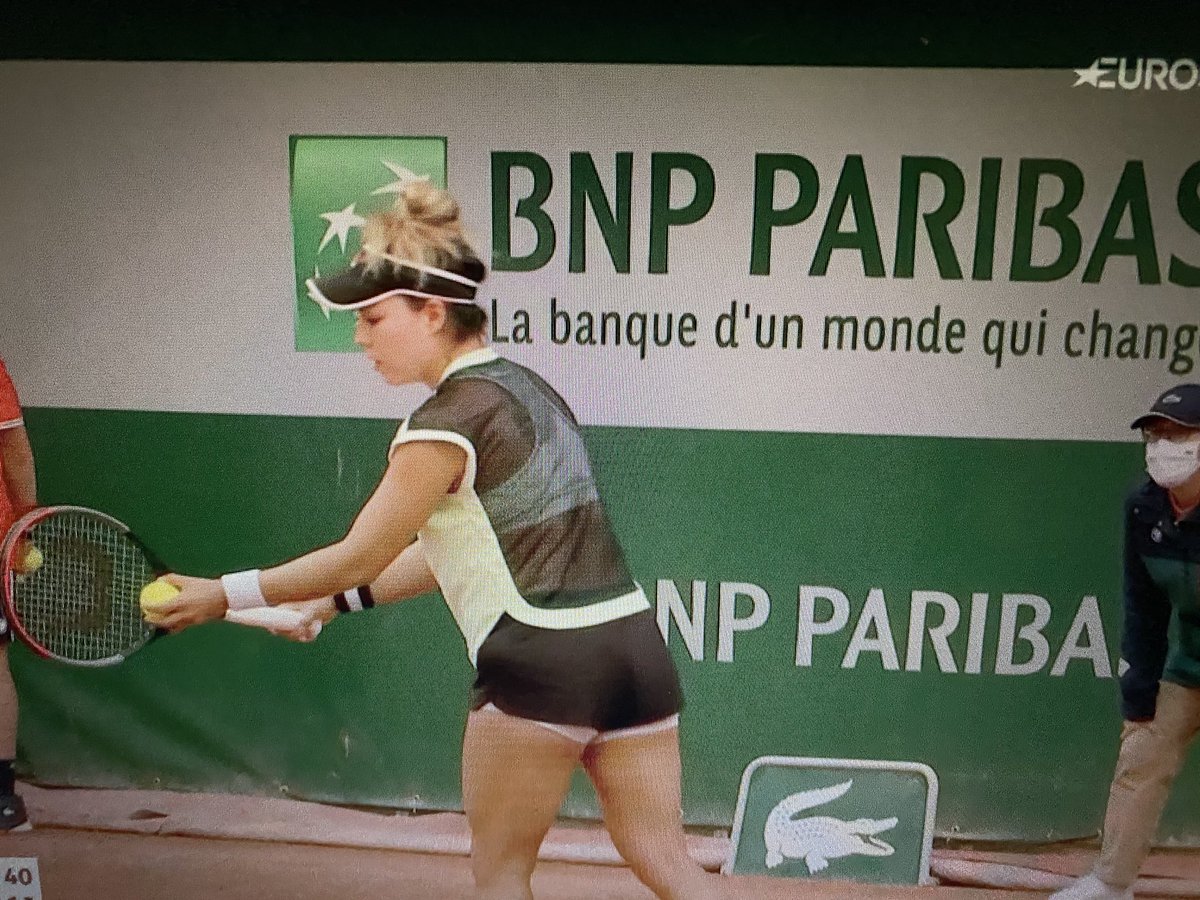 ectoramirez's tweet image. Muy buen juego disputo nuestra muy talentosa representante en ⁦@rolandgarros⁩ ⁦@RenataZarazuaOf⁩ Félicitations championne! 💪🎾