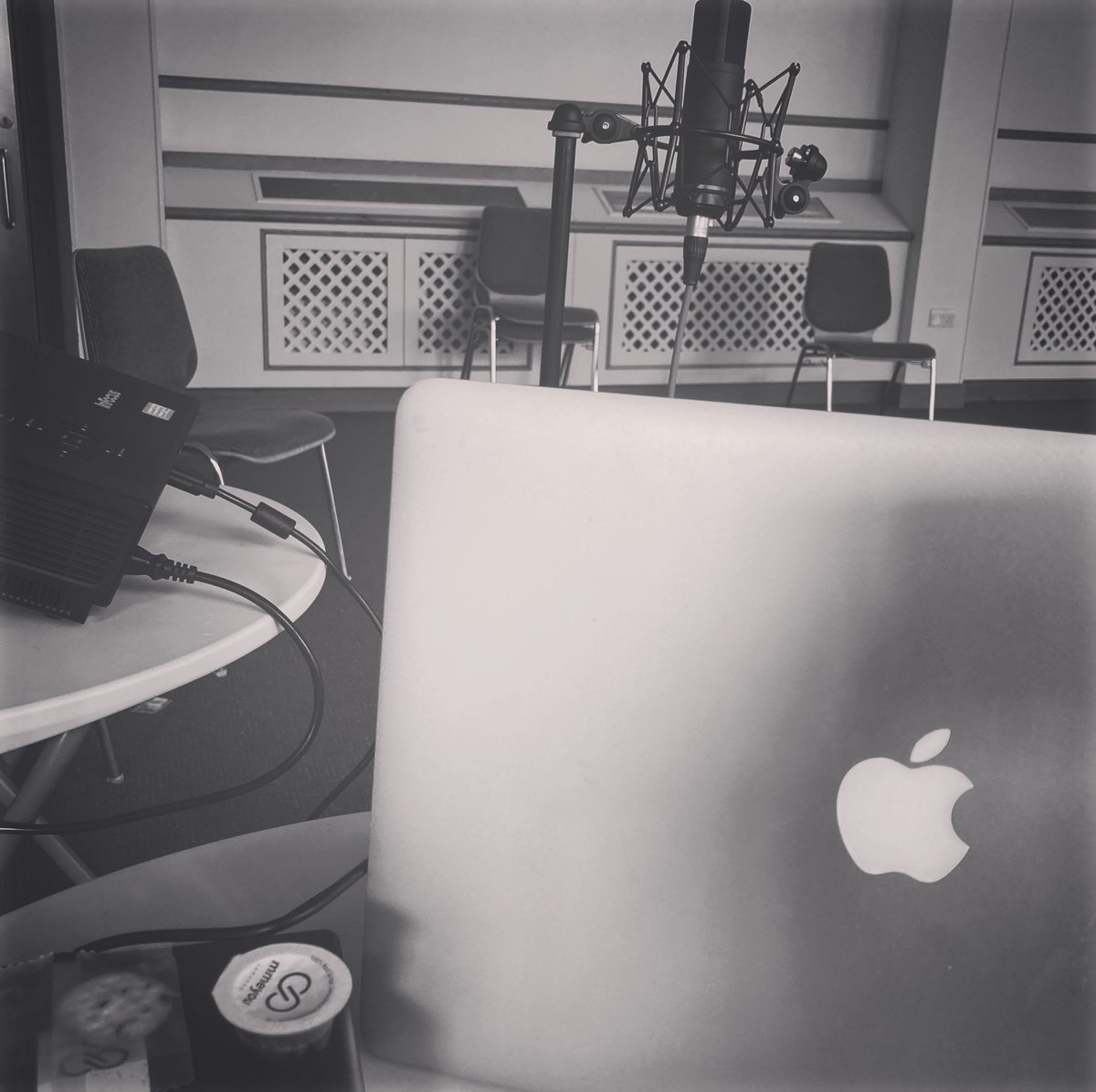 Gearing up for another hybrid in person/virtual prayer and communion gathering tonight

'To get nations back on their feet, we must first get down on our knees.'
Billy Graham