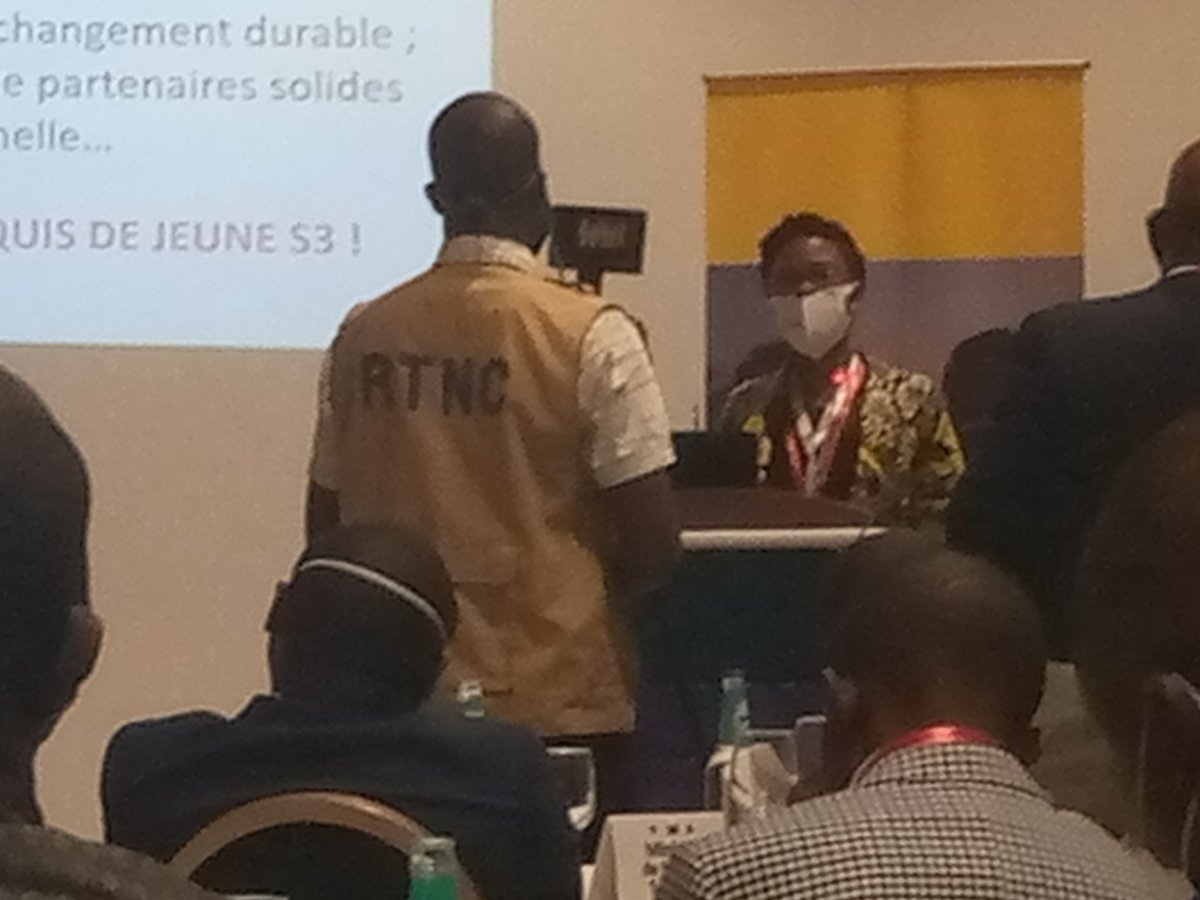 JCinegena's tweet photo. Conférence de clôture du programme @Jeune_S3 tenue à  #Kinshasa. Les résultats sont positifs ont témoigné les jeunes bénéficiaires devant les participants. Nous sommes déjà informés sur nos#DSSR  et accedons aux services#SSR https://t.co/XL2e6ltZth