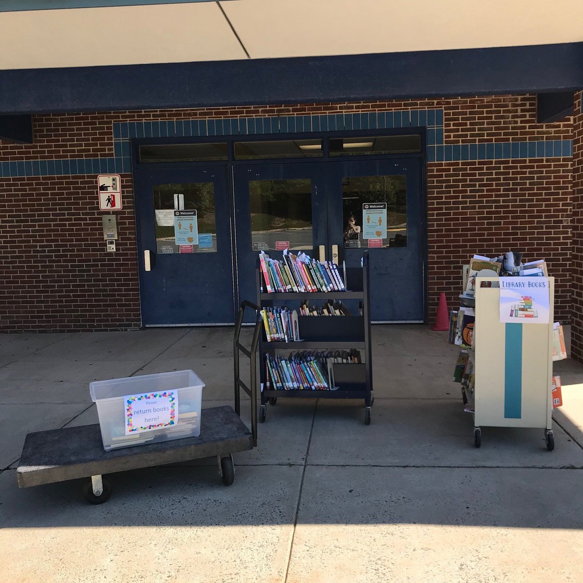 Navy Elementary tweet media