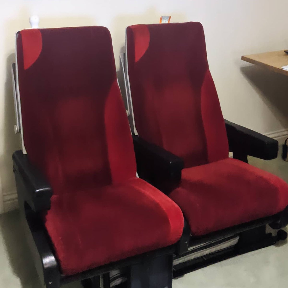 Jordan (@atc_jordan) on Twitter photo Next station stop...home
My new <a href="/LNER/">London North Eastern Railway</a> HST train sofa! #HST #train #intercity125 #highspeedtrain #traintravel Next station stop...home
My new <a href="/LNER/">London North Eastern Railway</a> HST train sofa! #HST #train #intercity125 #highspeedtrain #traintravel