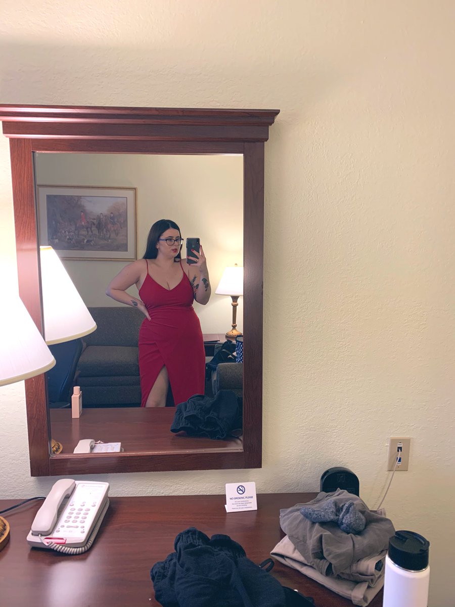erinspindle's tweet photo. 8 weeks postpartum 💫 https://t.co/Z5p8VTdDkI