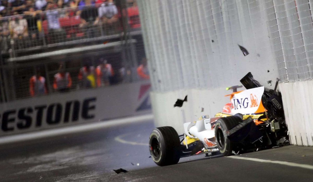 vicseara's tweet image. #crashgate #Singapur2008

A 12 años de aquel error de Nelsinho en Singapur.